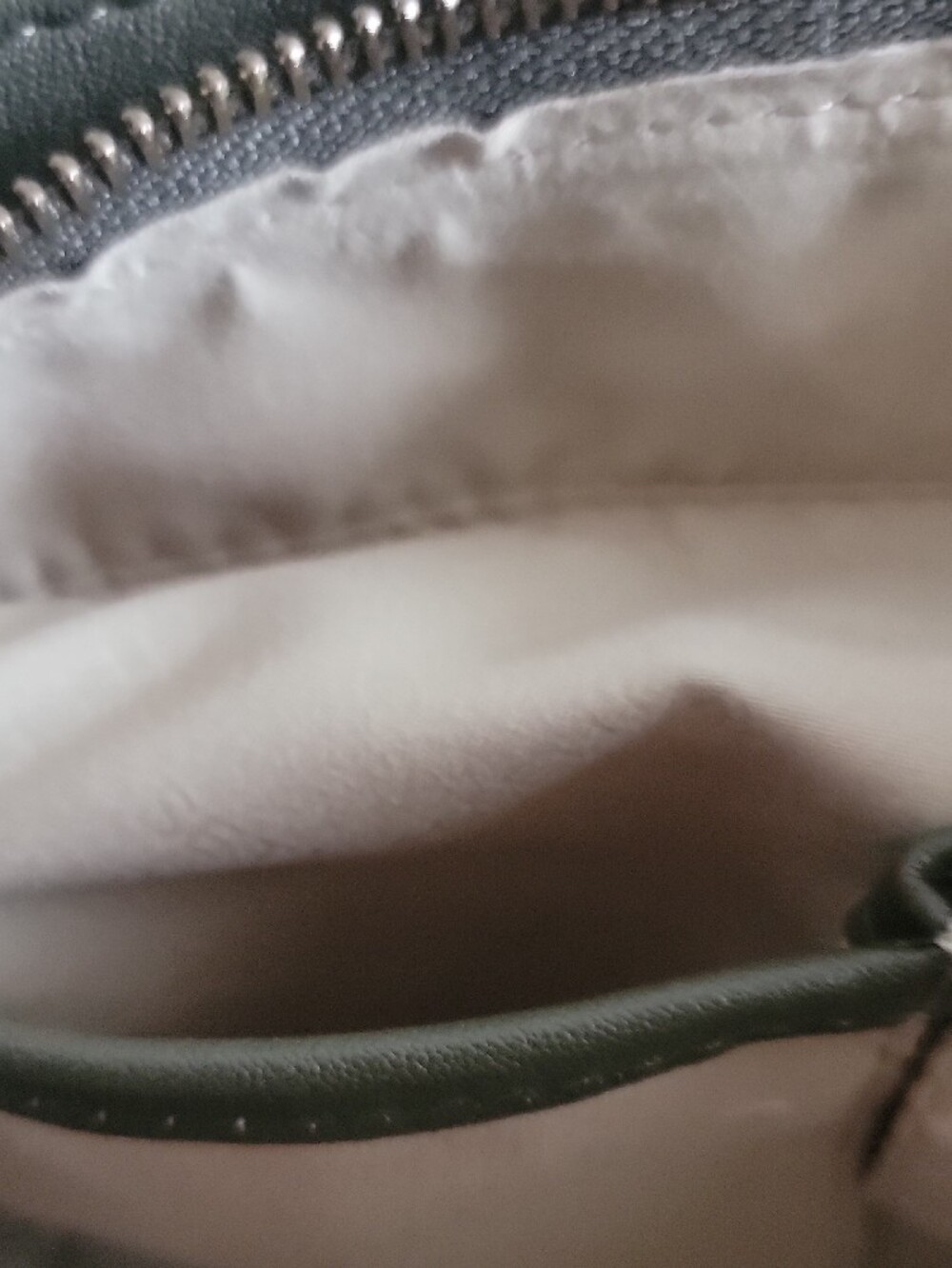 NWT Rosetti Olive Green Shoulder Bag with Laser-Cut Detail - Picture 6 of 11